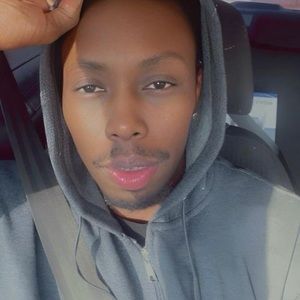 Meet your Posher, Chuck